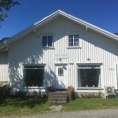 Bilitt Gard Hotel Hobol Bagian luar foto